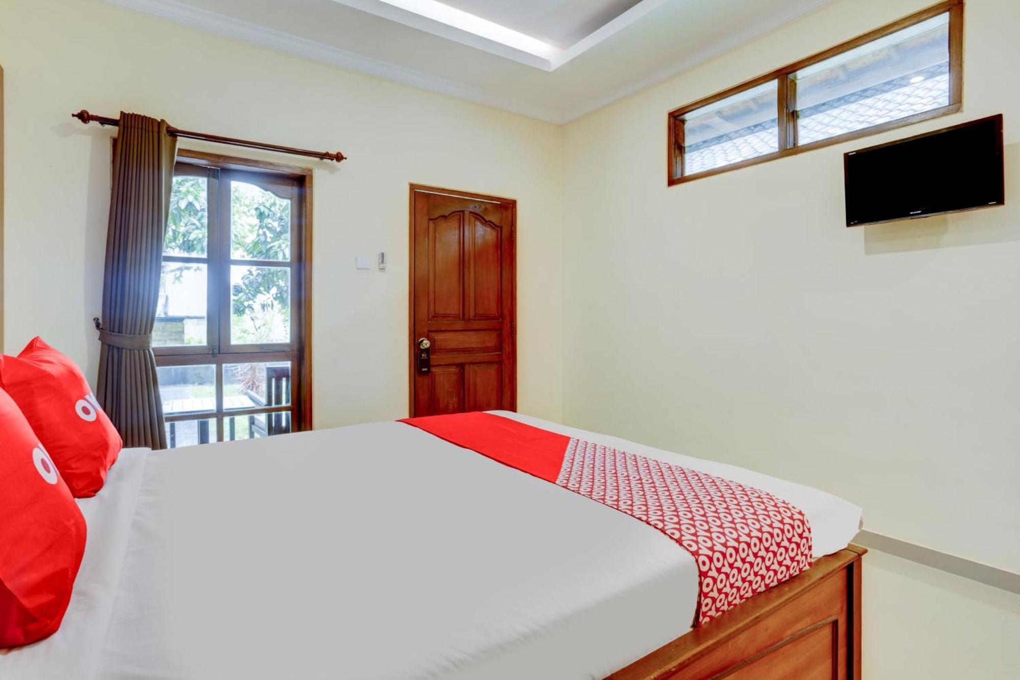Oyo 1762 Hotel Astiti Graha Tanah Lot Exterior photo