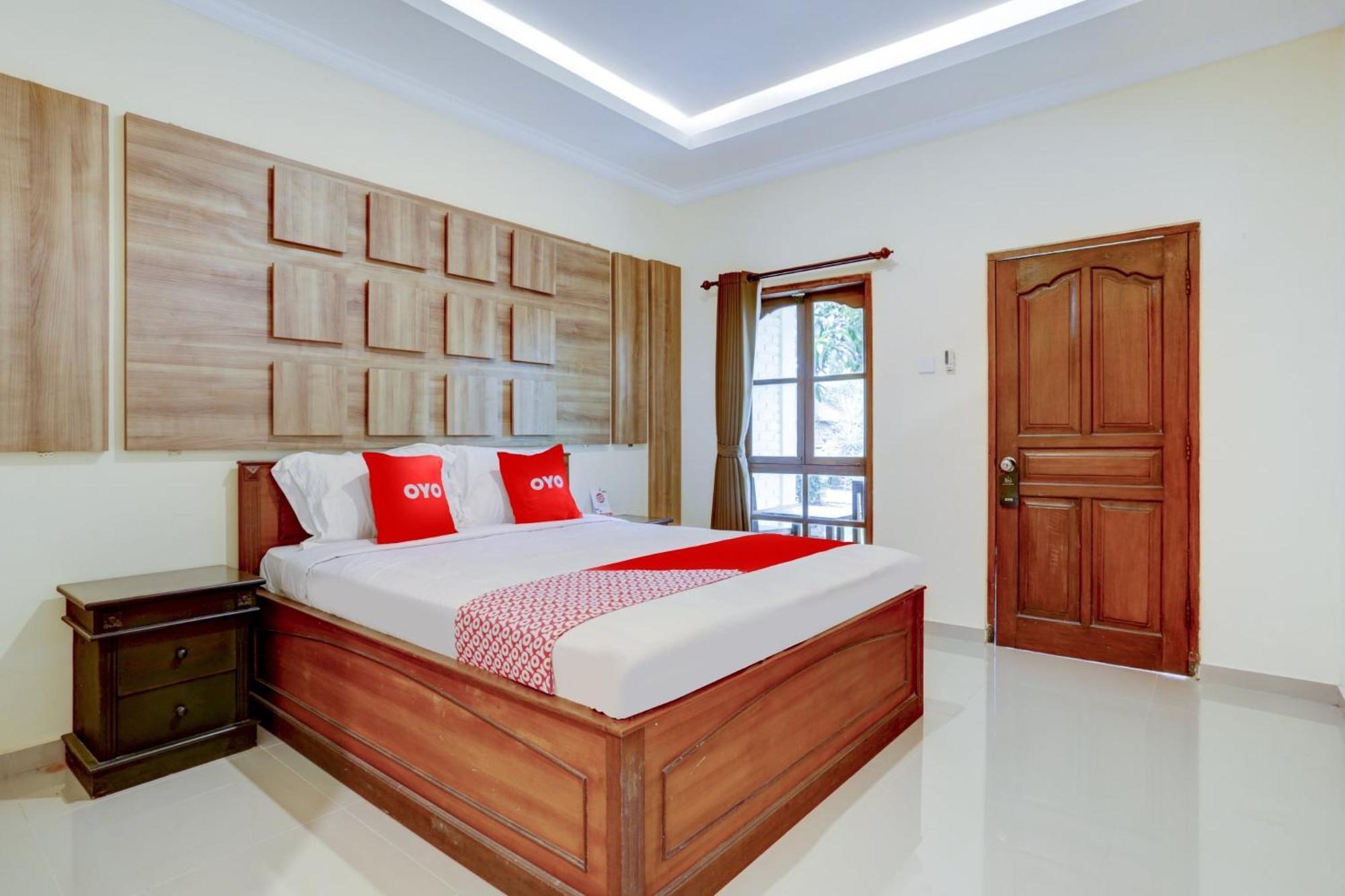 Oyo 1762 Hotel Astiti Graha Tanah Lot Exterior photo