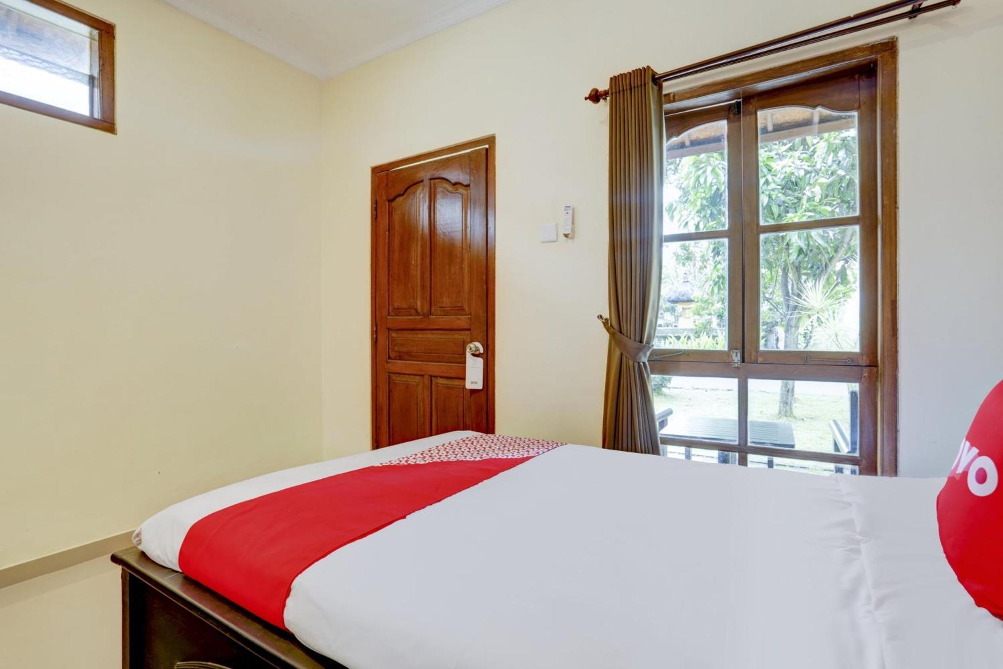 Oyo 1762 Hotel Astiti Graha Tanah Lot Exterior photo